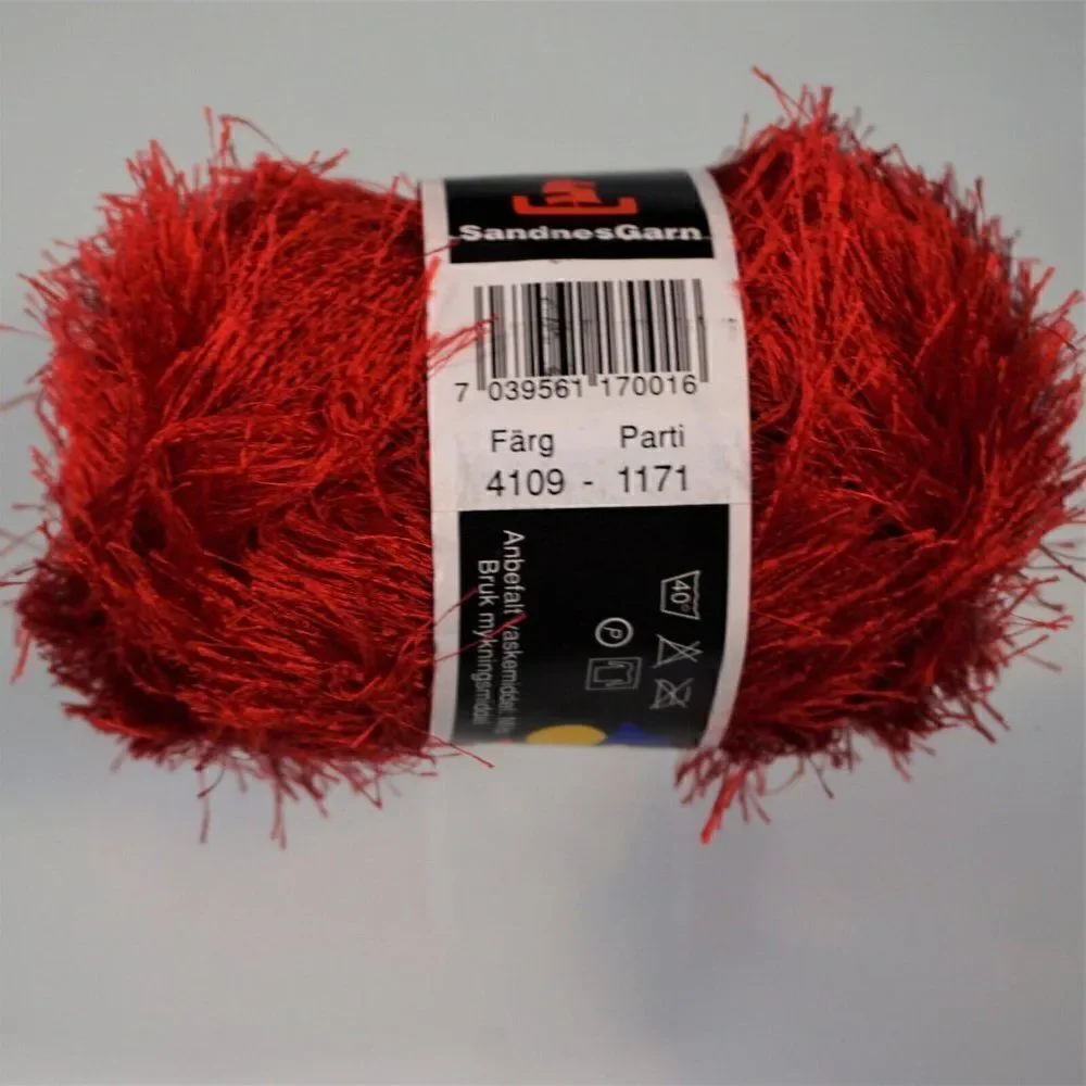 Funny Pelsgarn 4109 Eyelash Yarn Sandnes Garn Red Rust Color 1 Skein